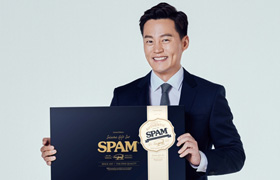올 설엔 이서진과 함께 <스팸> 선물세트로 진심 전하세요