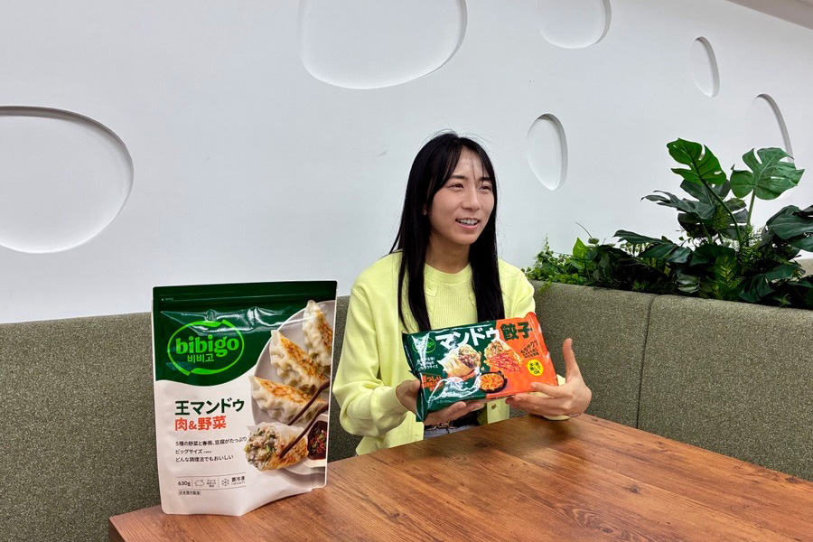 Ichikawa Sayo, who leads the Brand Communication Team at CJ FOODS JAPAN