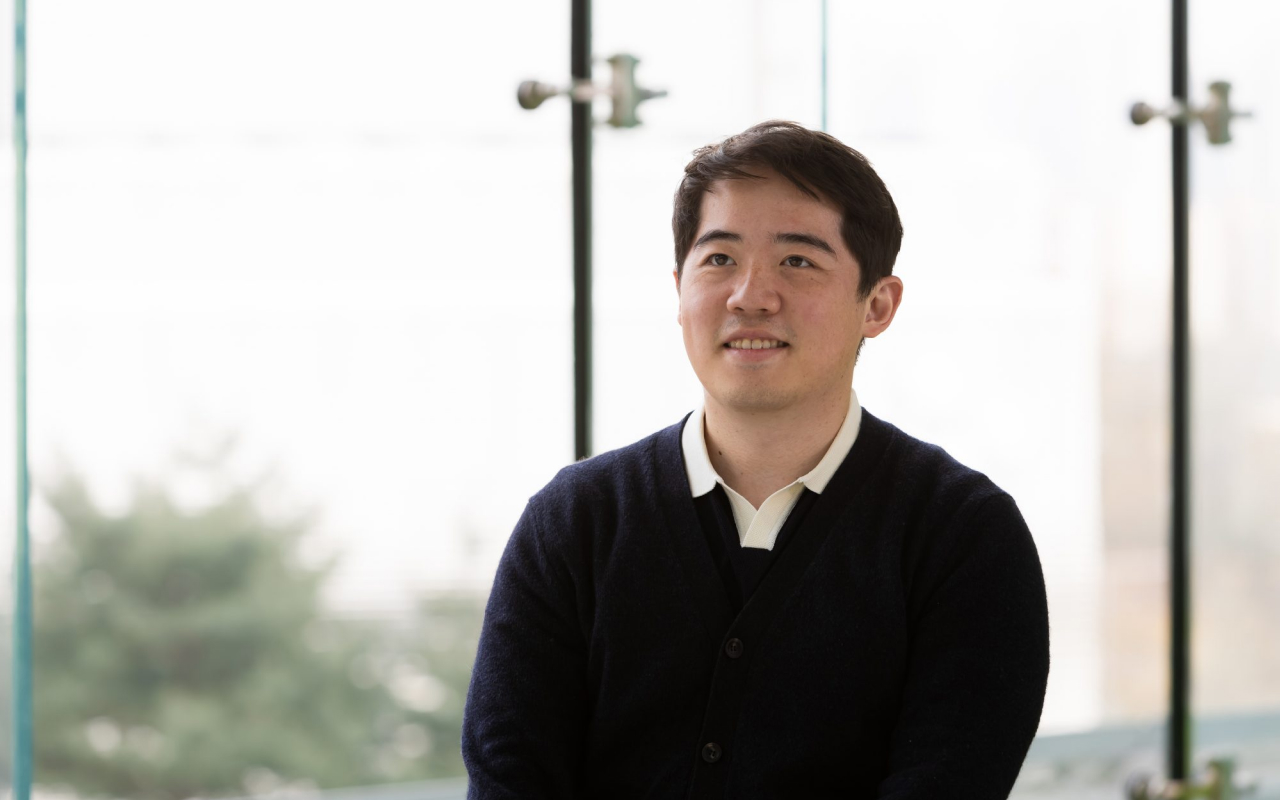 CJ제일제당에서 일하고 있는 느낌을 설명하고 있는 리옹의 모습